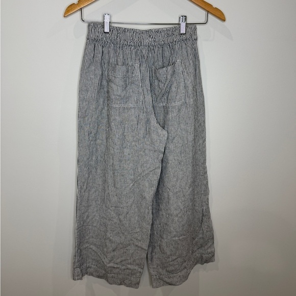 LOFT Petite Wide Leg Crop Belted Linen Stripe Pants (XSP) - Picture 6 of 9